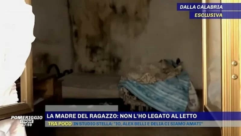 legato al letto per 20 anni_