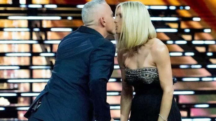 michelle hunziker_bacio_eros-ramazzotti