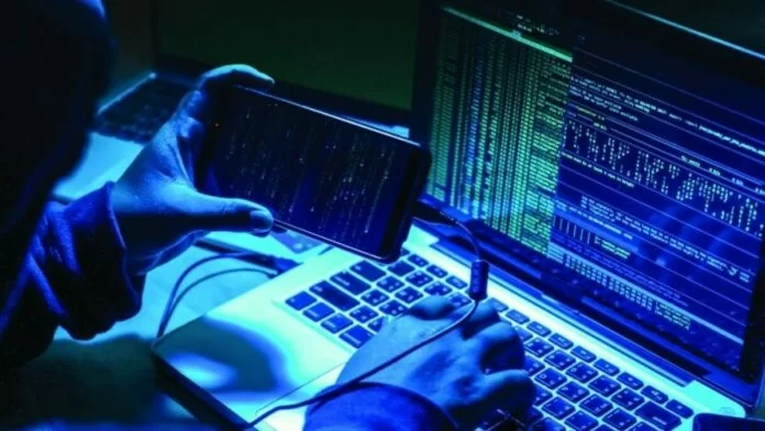 Attacco hacker-