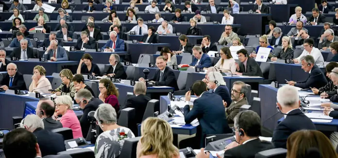 quanto guadagna un europarlamentare