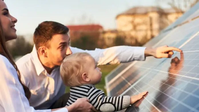 risparmio-energetico-in-casa-famiglia-e-fotovoltaico