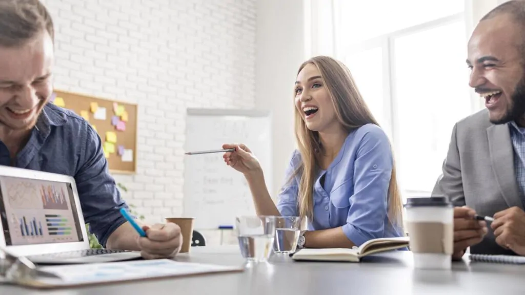 salute mentale, lavoratori felici 